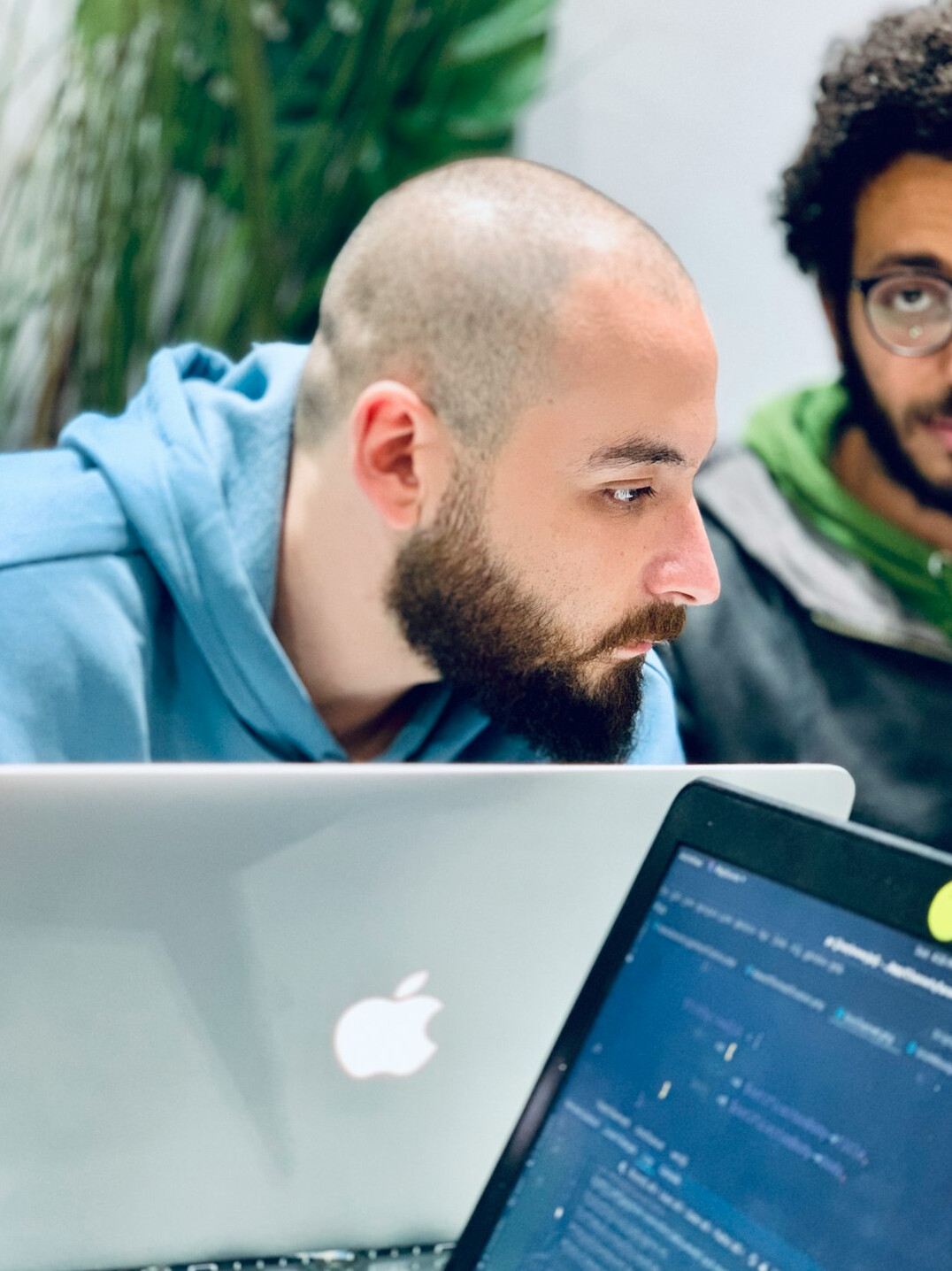 expert programmer explaining code